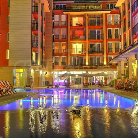 One-bedroom Near Cacao In Sunny View Complex דירה *